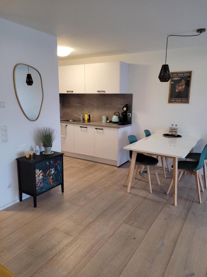 Seenah Apartment FDH